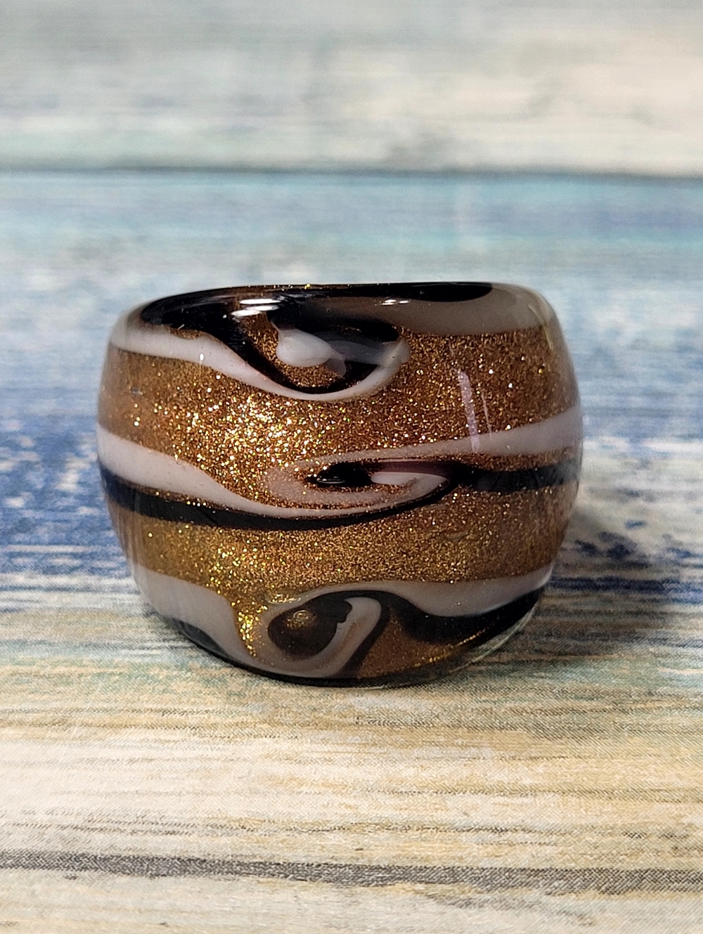 Glass Statement Ring in Sparkling Bronze and Black
